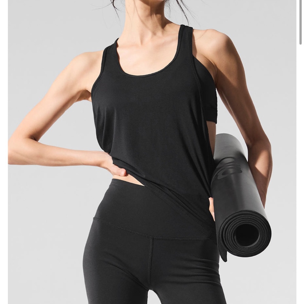ALO Yoga All day black tank size small